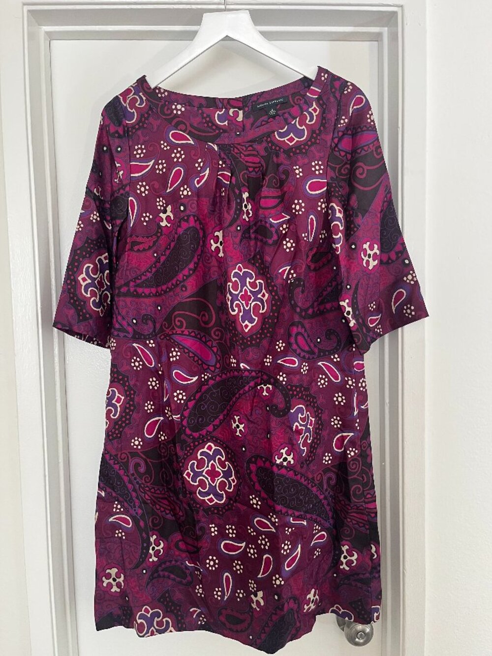 NWOT Banana Republic 100% Silk Magenta Paisley Pleat Front Dress - Women's 10